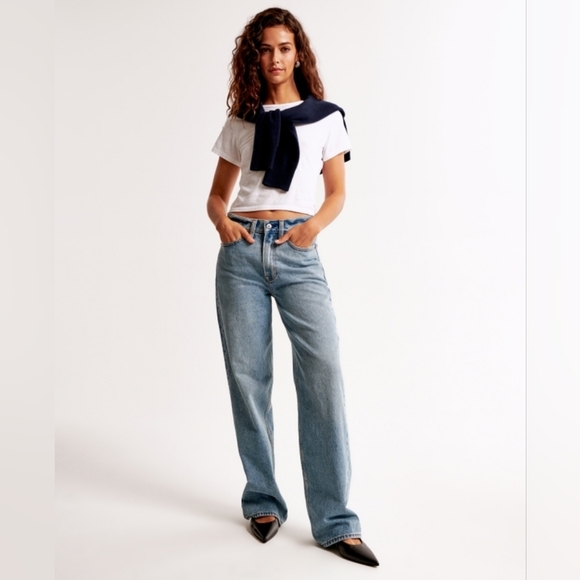 Abercrombie & Fitch Denim - Mid Rise Slouchy Jean